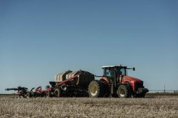 Трактор Ростсельмаша установил рекорд по минимальному расходу топлива