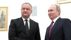 Молдавский президент привез Путину его же вино