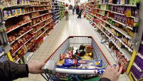 Российским гипермаркетам запретят работать весь день
