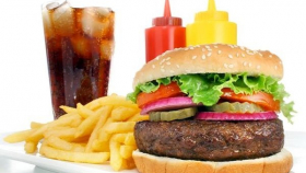 МСХ не поддержал запрет рекламы «быстрой еды»