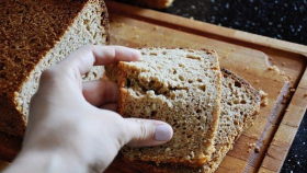 Производители готовы печь хлеб с витаминами, но не могут его продать