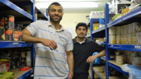 Британский Tesco увеличит продажи для мусульман в Рамадан