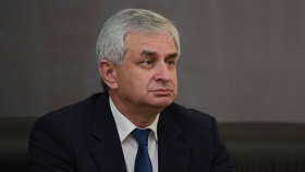 Глава Абхазии просит Россию облегчить условия поставки сельхозпродукции