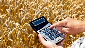 Медведев ввел новый механизм льготного кредитования для фермеров
