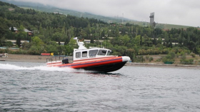 Спасатели нашли затонувший у берегов Ялты плавкран   