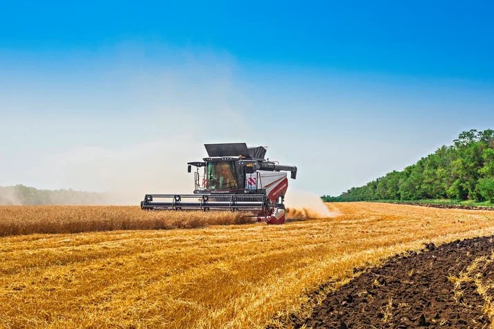 Руководители с/х предприятий оценили готовность техники к новому сезону